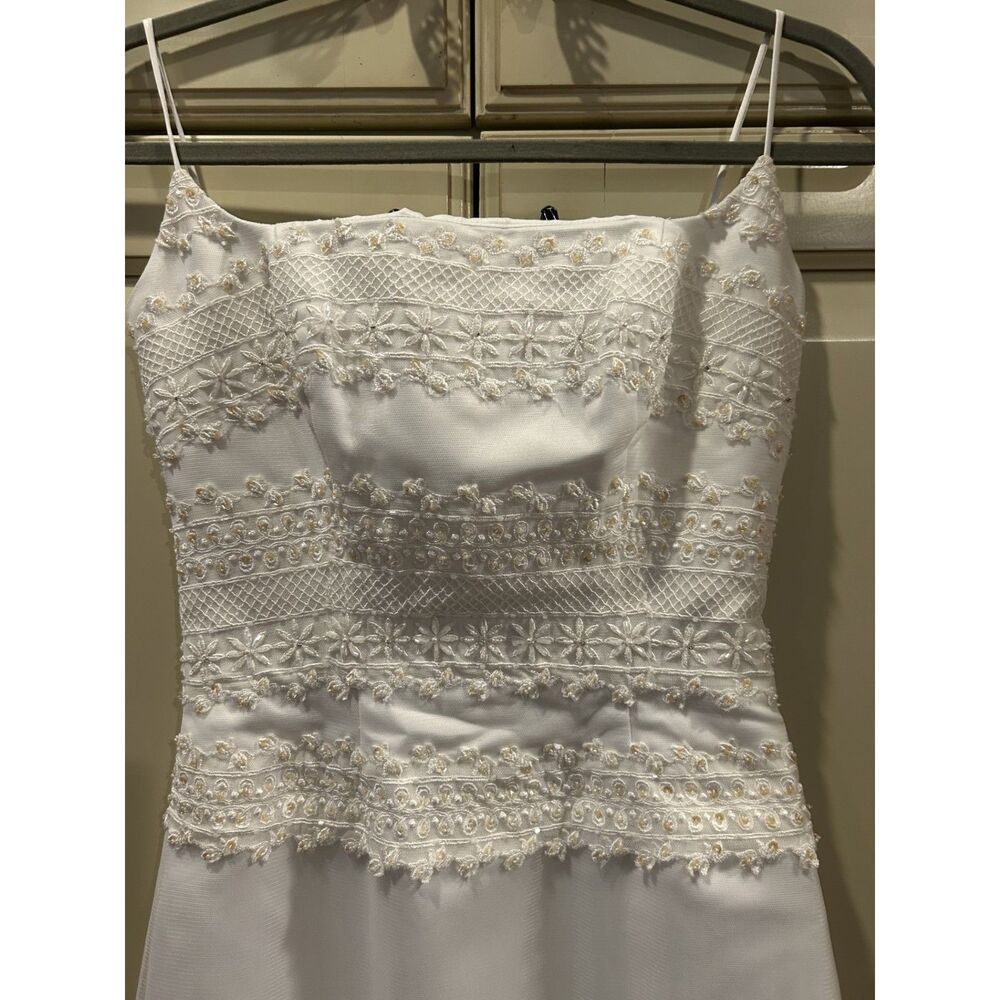 Lady Roi Ivory Gown - Size 4 - Picture 5 of 11